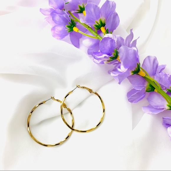 🌹CHARTER CLUB hypo allergenic gold plated round hoop earring Jewellery - Picture 4 of 7
